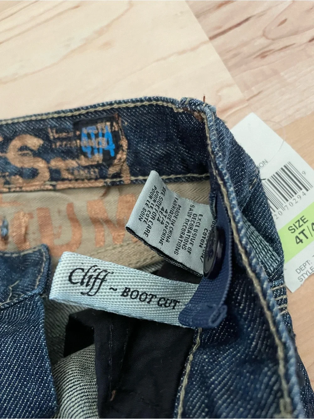 NWT Guess Premium Cliff Boot Cut Jeans Boys 4T Distressed Dark Wash